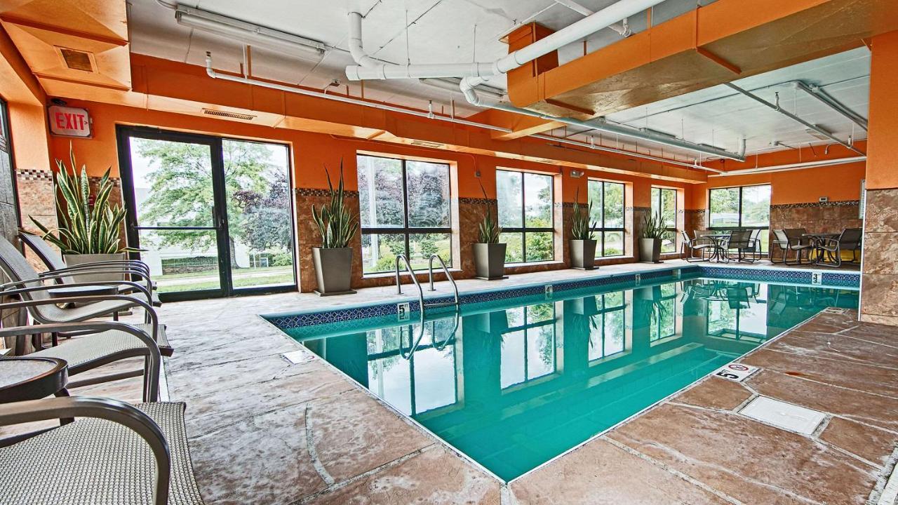 Comfort Inn & Suites Copley Akron Kültér fotó