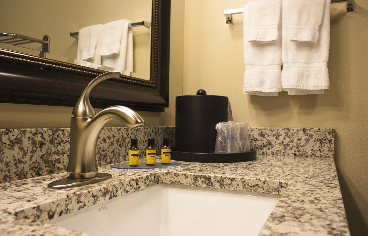 Comfort Inn & Suites Copley Akron Kültér fotó